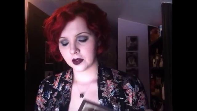 TRWT: The Vintage Wisdom Oracle смотреть онлайн