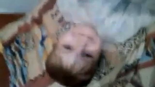 От улыбки хмурый день светлей поет Дора Люкс для сына Саши3 года смотреть онлайн