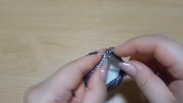 Гриб из бисера вязаный крючком. Часть 3 смотреть онлайн