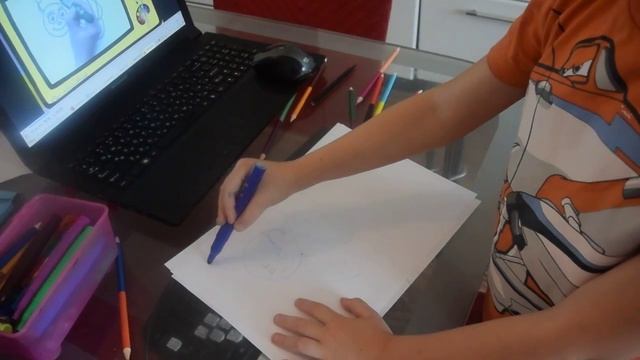 Рисуем с компьютера, Максим рисует 5,8 лет смотреть онлайн