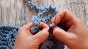 Интересная обвязка плюшевого пледа из Ализе Пуффи. 1 способ = 2 варианта обвязки.