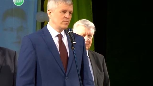 В продолжение юбилейной темы - газета «Искра» отметила вековой юбилей. смотреть онлайн