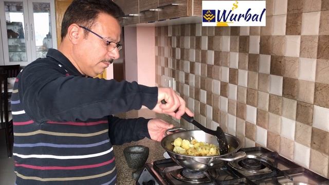 Aloo Gobhi Ki Sabzi; Potato Cauliflower curry; смотреть онлайн