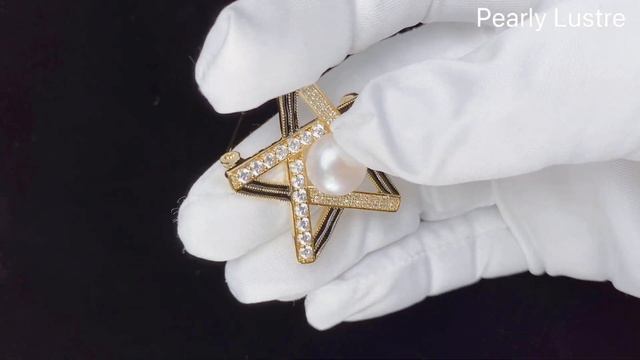 Pearly Lustre Elegant Freshwater Pearl Brooch WC00026 смотреть онлайн