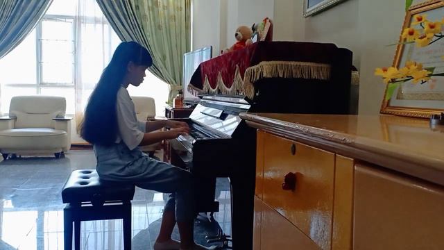 BEETTHOVEN FUR ELISE смотреть онлайн