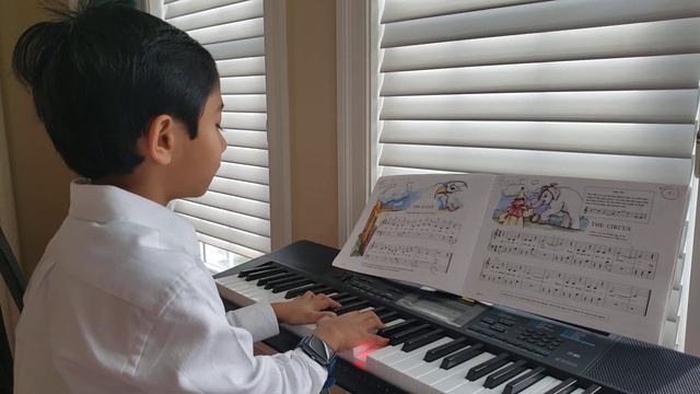 The Circus - Piano смотреть онлайн