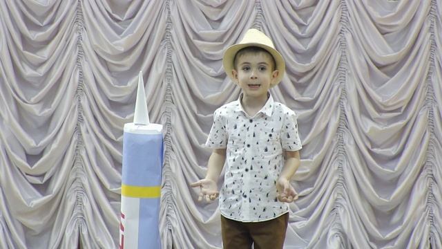 Богдан Агарков. Стихотворение "Клей" смотреть онлайн