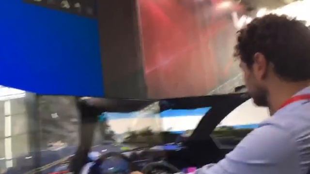 VR Racing car driving equipment смотреть онлайн