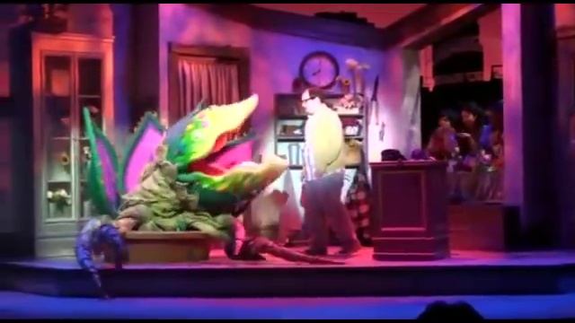 Feed me - Little Shop of Horrors смотреть онлайн