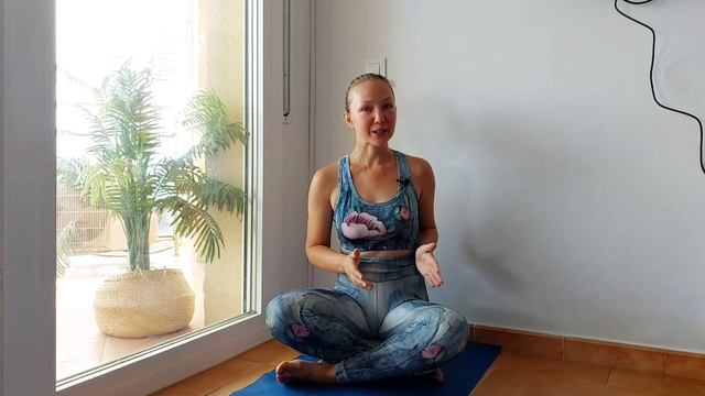 Секрет позы стула у стены - Всего 1 упражнение на каждый день с новым подходом смотреть онлайн