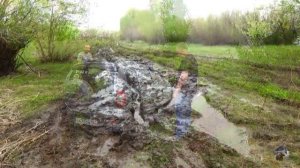 Нива, Шеви Нивы, Джип Чероки, Гранд Чероки (Jeep Cherokee) по грязи и в крутую гору.