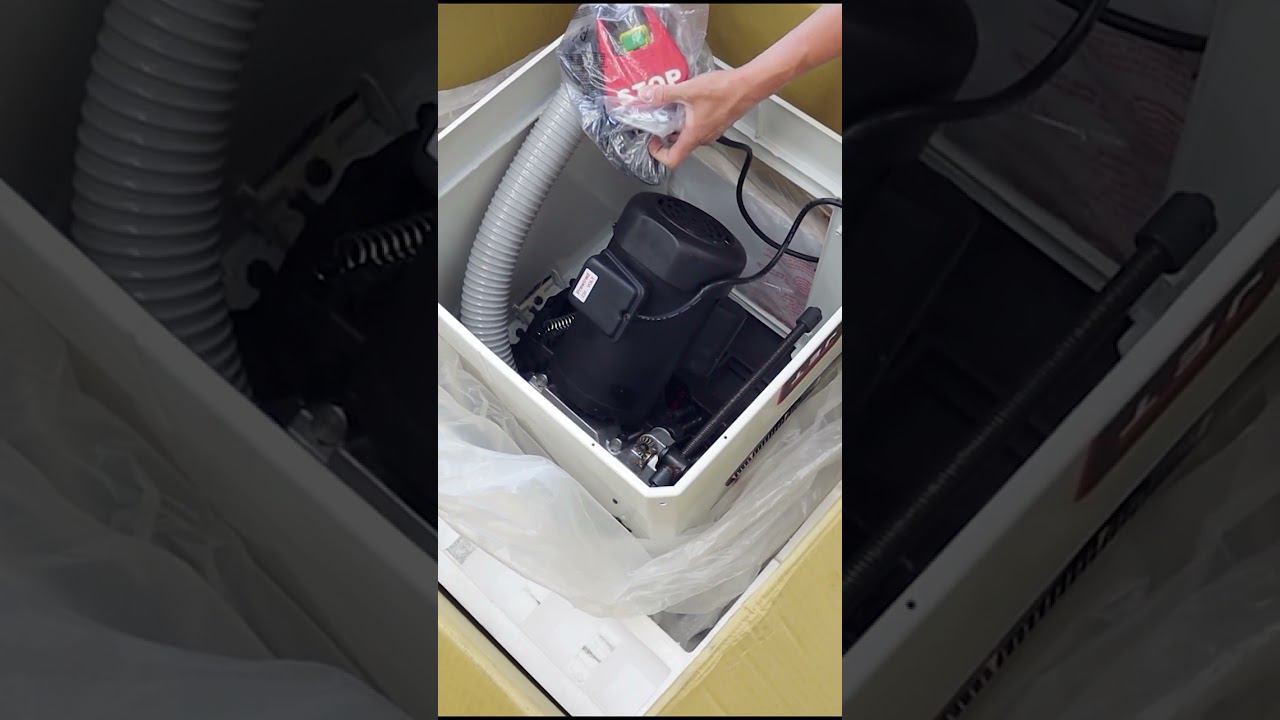 Что общего у жены и циркулярной пилы? #shorts смотреть онлайн