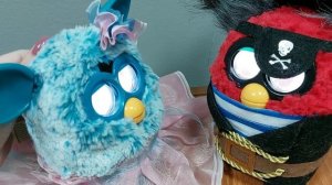 Ферби первого поколения: принцесса и пират