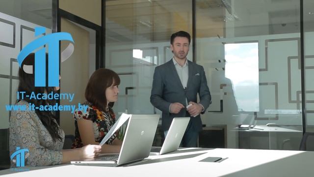 Мечтаешь о карьере в IT-сфере? Рекламный ролик "Бизнес-аналитик" Образовательного центра ПВТ смотреть онлайн