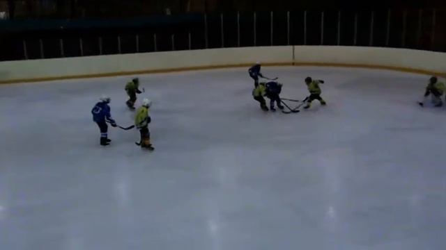 Детский хоккей. Juniors play hockey on 10-11 years смотреть онлайн