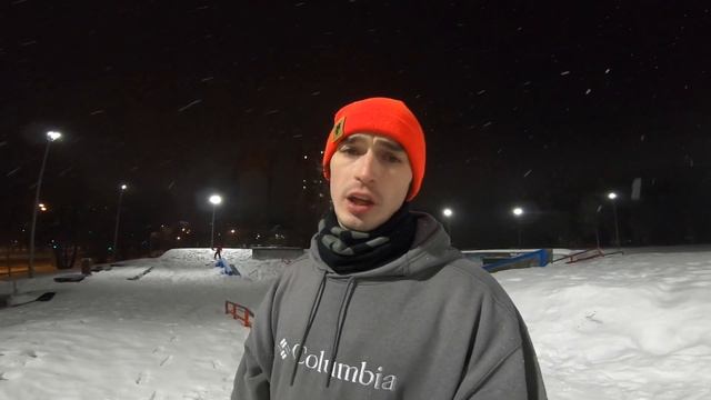 Как скользить на горных лыжах твинтип по периле новичку. Ski slide. смотреть онлайн