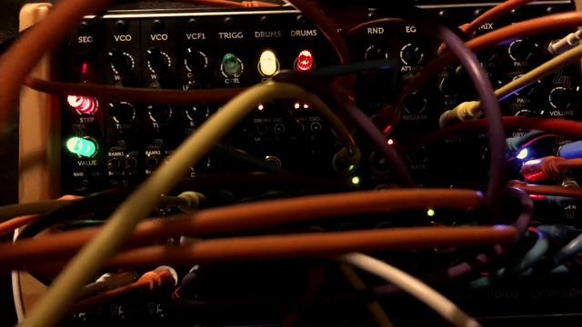 Erica Synths Pico System 1 Patch #9 смотреть онлайн