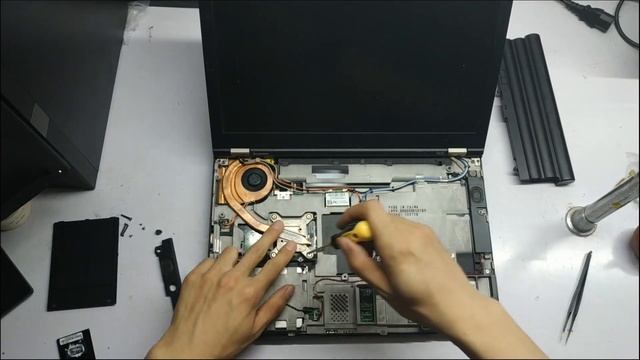 ThinkPad T430 upgrade升级 i7-3630QM四核处理器教程，超值了 смотреть онлайн