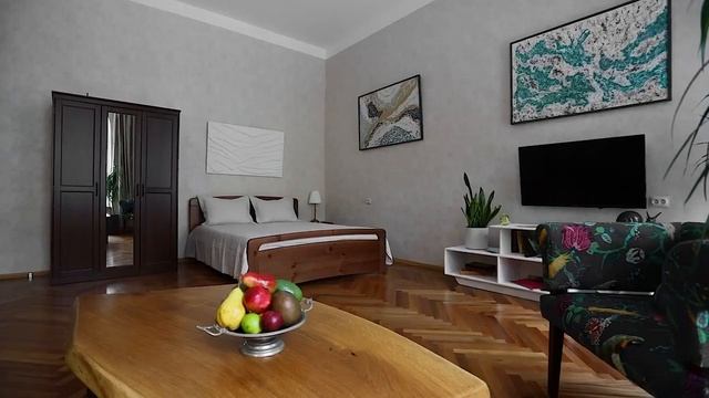 Посуточно Санкт-Петербург у метро Чернышевская смотреть онлайн