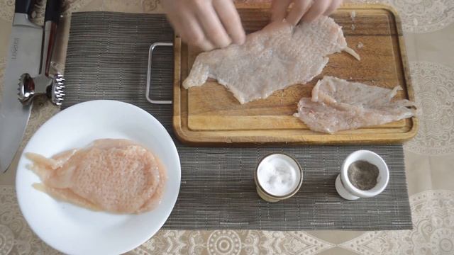 КУРИНЫЕ ОТБИВНЫЕ СОЧНЫЕ И ВКУСНЫЕ. ГОТОВИМ ОТБИВНЫЕ ИЗ КУРИЦЫ смотреть онлайн