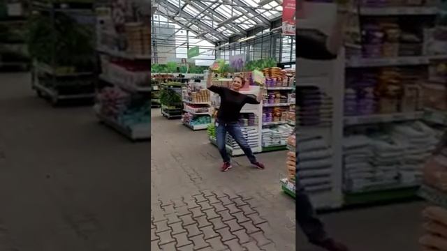 Флеш-моб Фаско «Карантин на даче и дома» - Эволюционный фитнес от СЦ Дарвин смотреть онлайн