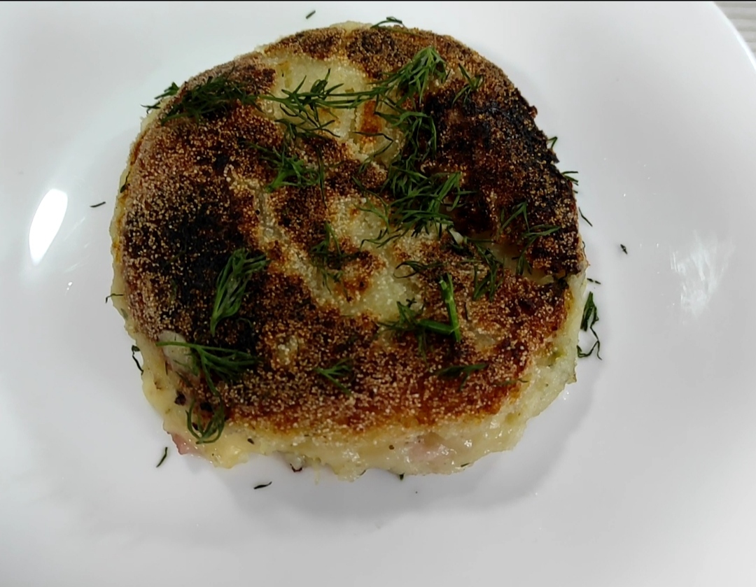 Вкуснейшее блюдо из вчерашнего картофельного пюре!.mp4 смотреть онлайн