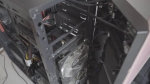 Zalman Z1 Neo, снятие передней панели