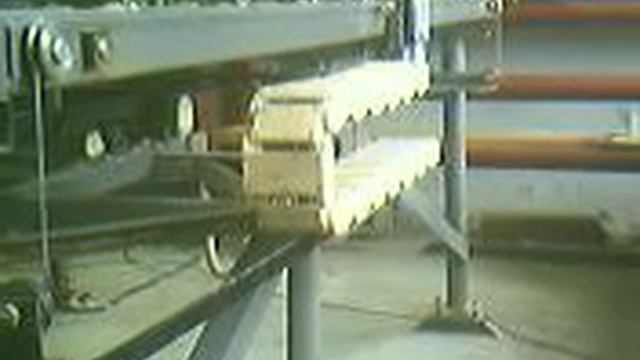 Сable carrier. Гибкий кабель канал своими руками. Из фанеры. смотреть онлайн