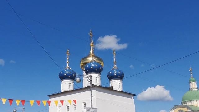 РЕТРО АВТОМОБИЛИ. ТВЕРЬ. ДЕНЬ ГОРОДА. RETRO CARS. TVER. CITY DAY. смотреть онлайн