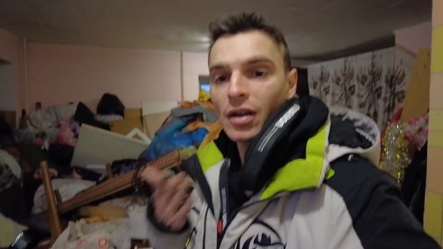 НЕОБЫЧНАЯ КВАРТИРА. ЧТО ВНУТРИ? зачем ей всё это? смотреть онлайн