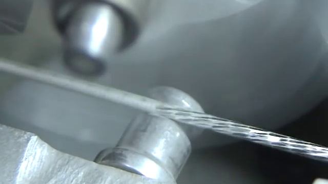 Нанесение алмазной грани на трубку смотреть онлайн