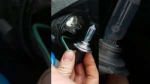 2016 Hyundai Tucson headlight bulb replacement