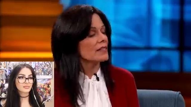 STRICT MOM GETS CALLED OUT смотреть онлайн