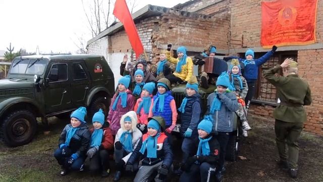 Большие маневры 2018-05-05 Емельяново Школа №1 3В смотреть онлайн