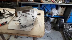 Гайки и болты никогда сами не открутятся, фиксируем резьбу!