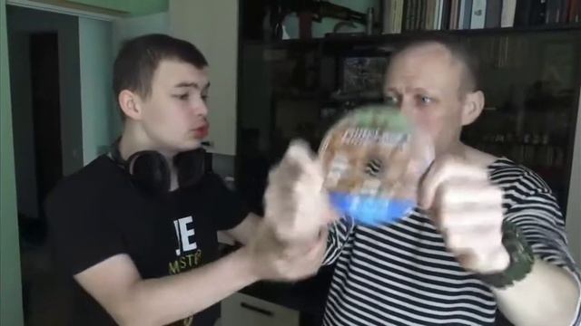 Отец грифера сломал диск от PS4