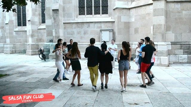 Bachata Rueda #1 - Salsa Fun Club (Vienna) смотреть онлайн