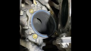 Mazda CX-7, что мы там увидели! Чистка дросселя!