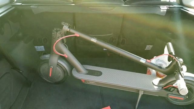 Обзор самоката XIAOMI  M365  7800mAH,  сборка