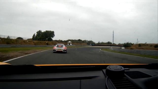 lap 3 Porsche 991 GT2 RS v 991.1 GT3 RS Track Zandvoort Aug 2018 смотреть онлайн