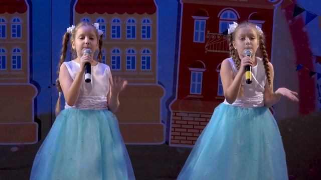 Папа-Ёжик. Музыка: А. Ольханский, слова: Е. В. Олейник, А. Ольханский. Студия "ДиВиСи"-2022 смотреть онлайн