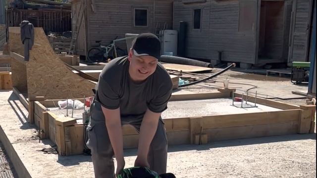 Распаковка и первый пуск Traxxas XRT ОБЗОР