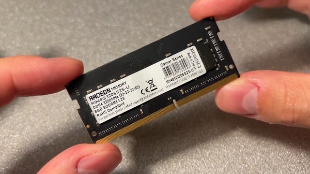 Демонстрация оперативной памяти SODIMM AMD Radeon R9 8 ГБ смотреть онлайн