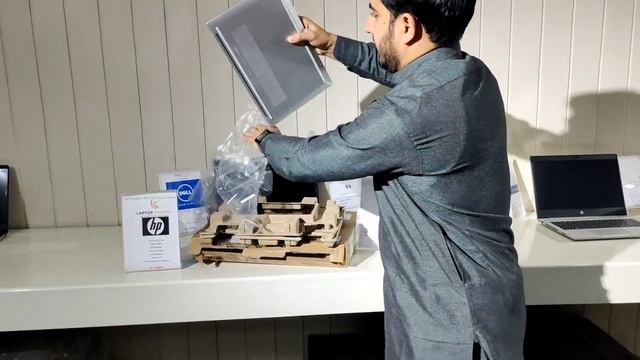 HP Pavilion 14t dv000 unboxing urdu review смотреть онлайн
