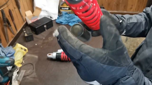 Как перебрать амортизаторы SHOWA для мотоцикла