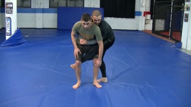 Простой и эффективный перевод в партер для бойцов БЖЖ - Фирас Захаби (русск. перевод K.O.mode) смотреть онлайн