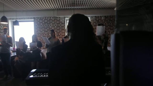 Оттачиваем вокал на английском языке смотреть онлайн