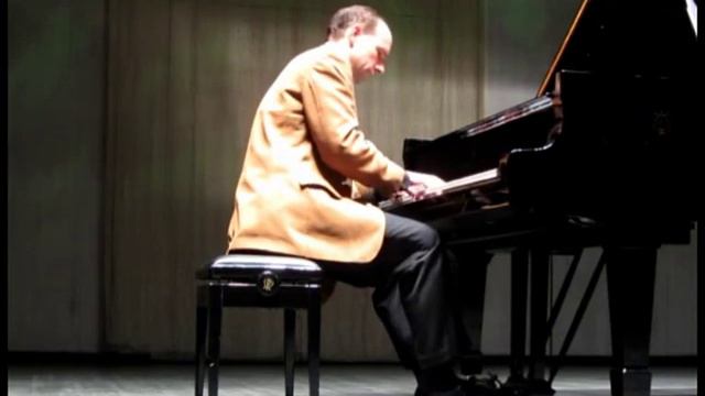 Christopher Taylor Plays Liszt / Beethoven Symphony No. 5, Allegro Con Brio