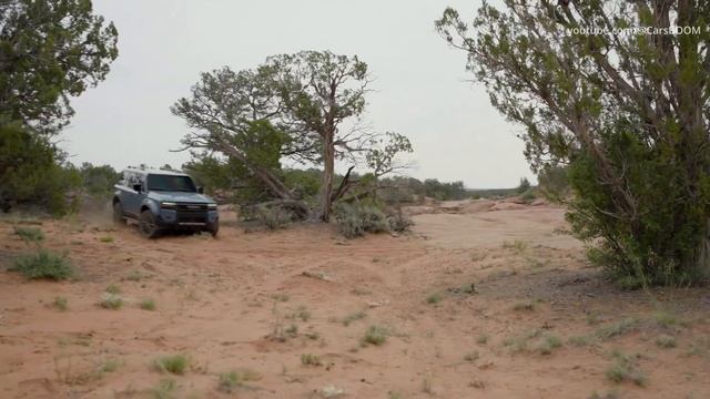 2024 Toyota Land Cruiser Prado (J250) - The Ultimate Off Road Beast смотреть онлайн