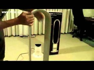 Демонстрация работы безлопастного вентилятора Dyson AM02 Tower Fan